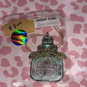 Freshie Scent Air Freshener with Bow Design/Kentucky bourbon scented